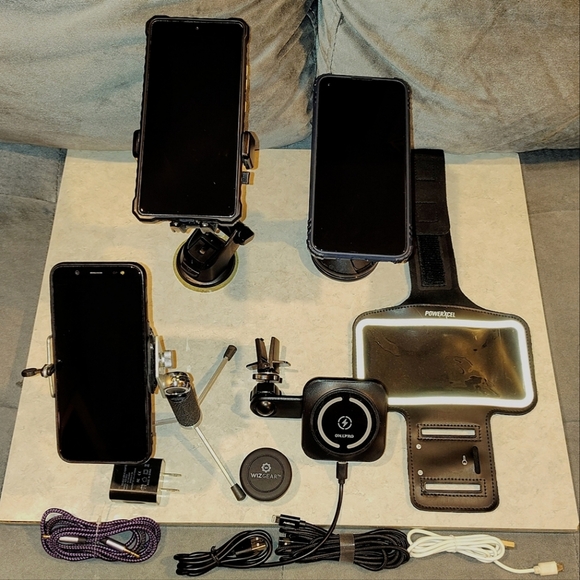 CELLPHONE ACCESSORIES BUNDLE CAR PHONE HOLDERS, TRI-POD, ARM BAND & OHL CHARGER - Picture 15 of 16